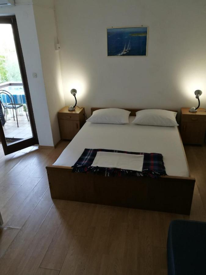 Apartments Mint Povljana - 50M From Sandy Beach 외부 사진